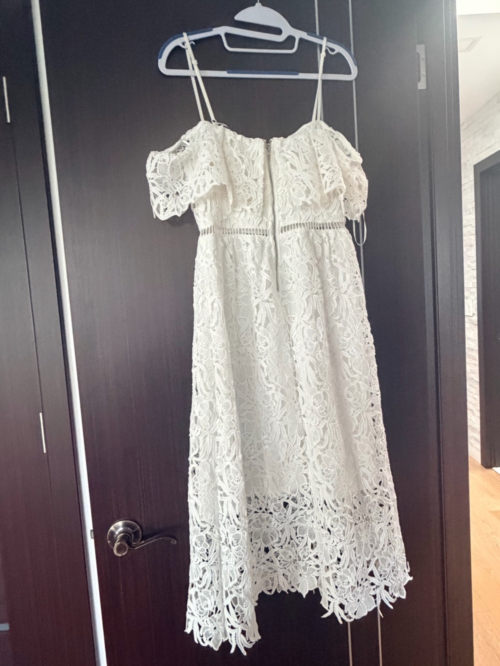 Astr White Lace Spaghetti Strap Midi Dress